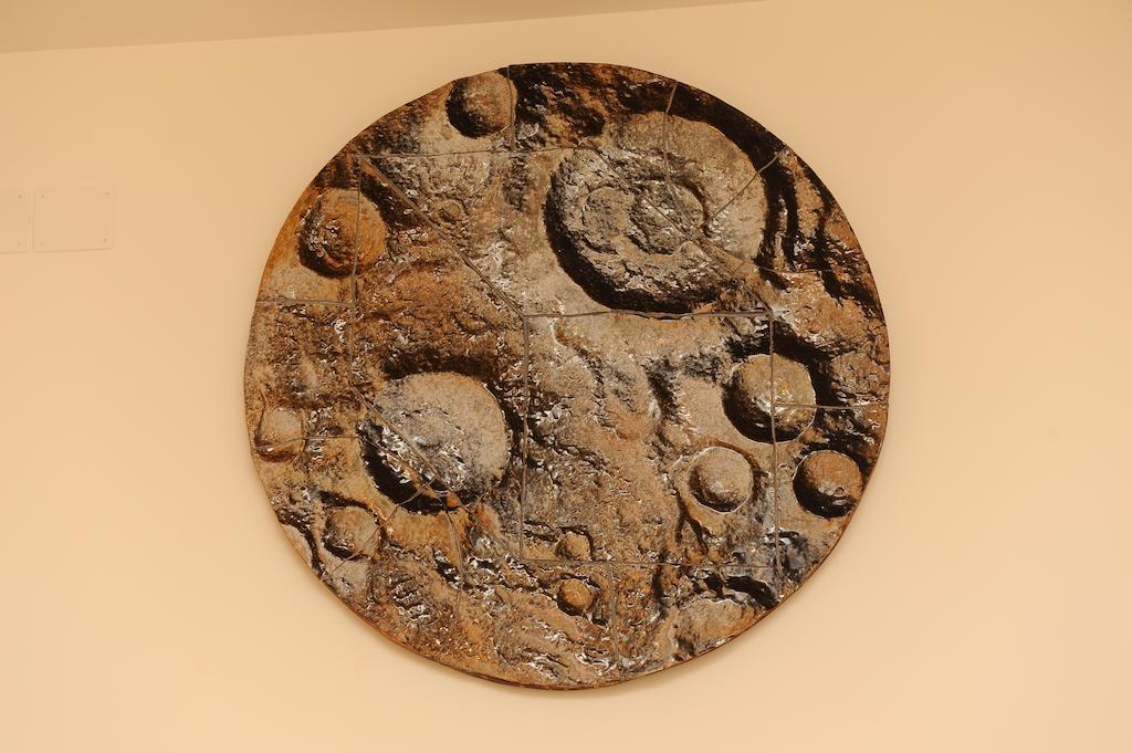 Albergo Le Dodici Lune Montecorvino Rovella Ruang foto